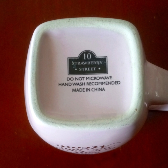 10 Strawberry Street & Rae Dunn - Picture 4 of 7